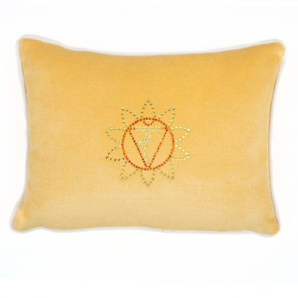 Chakra Kissen in Gelb mit Chakra Symbol Manipura für das 3. chakra